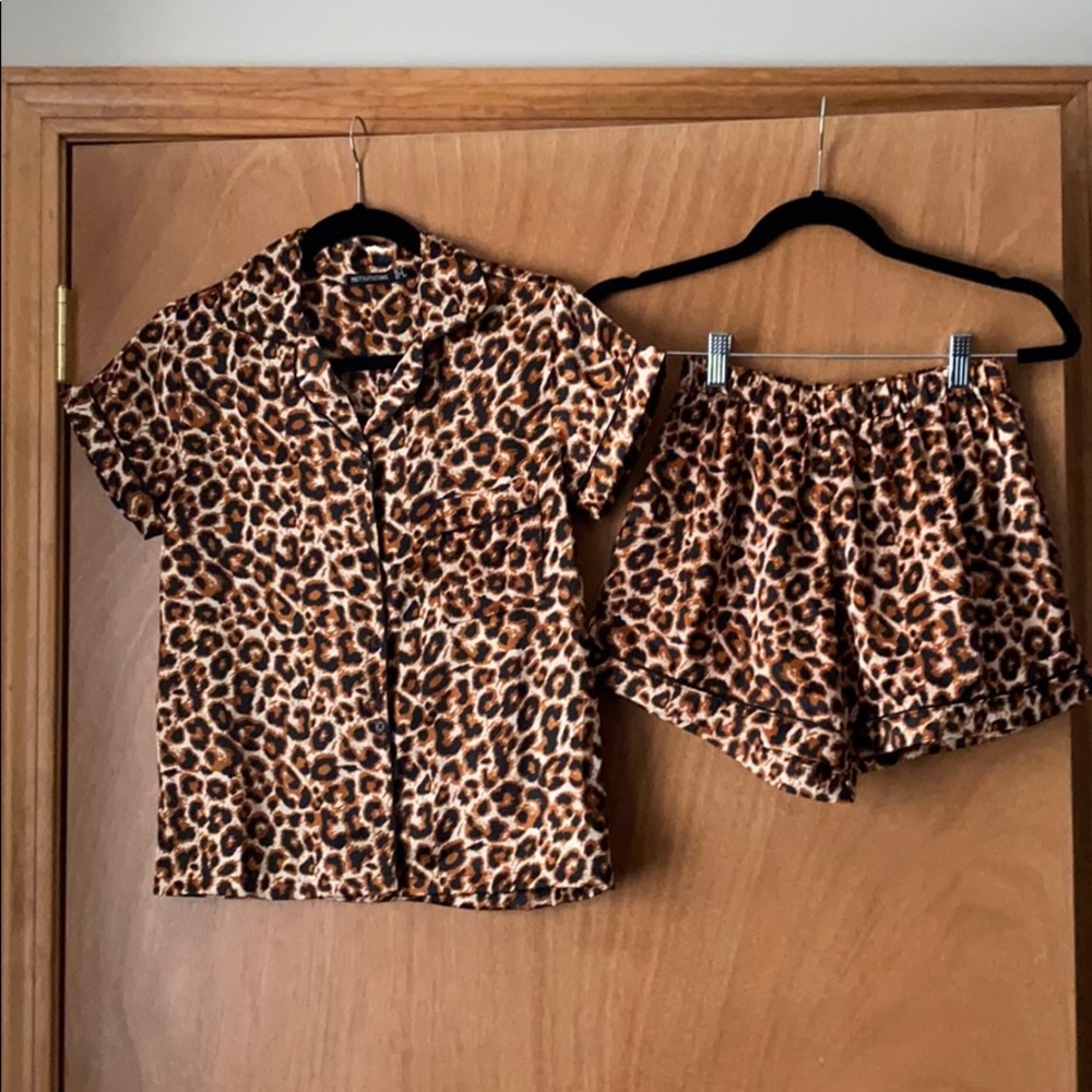 COPY - Leopard print pajama set